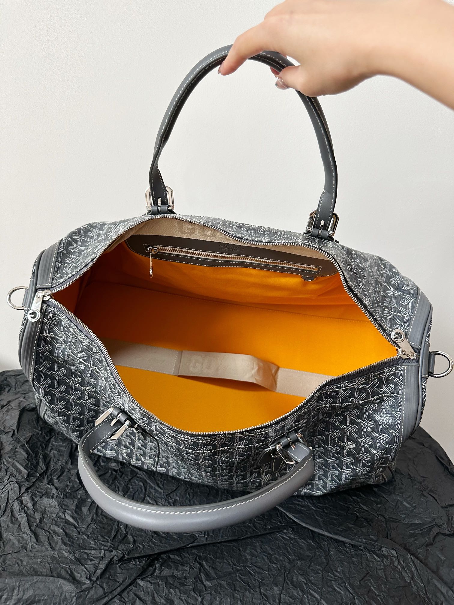 modal image 10
