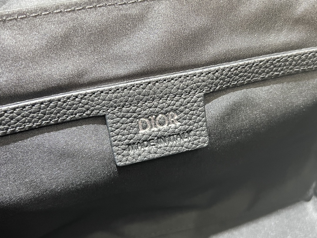 modal image 12