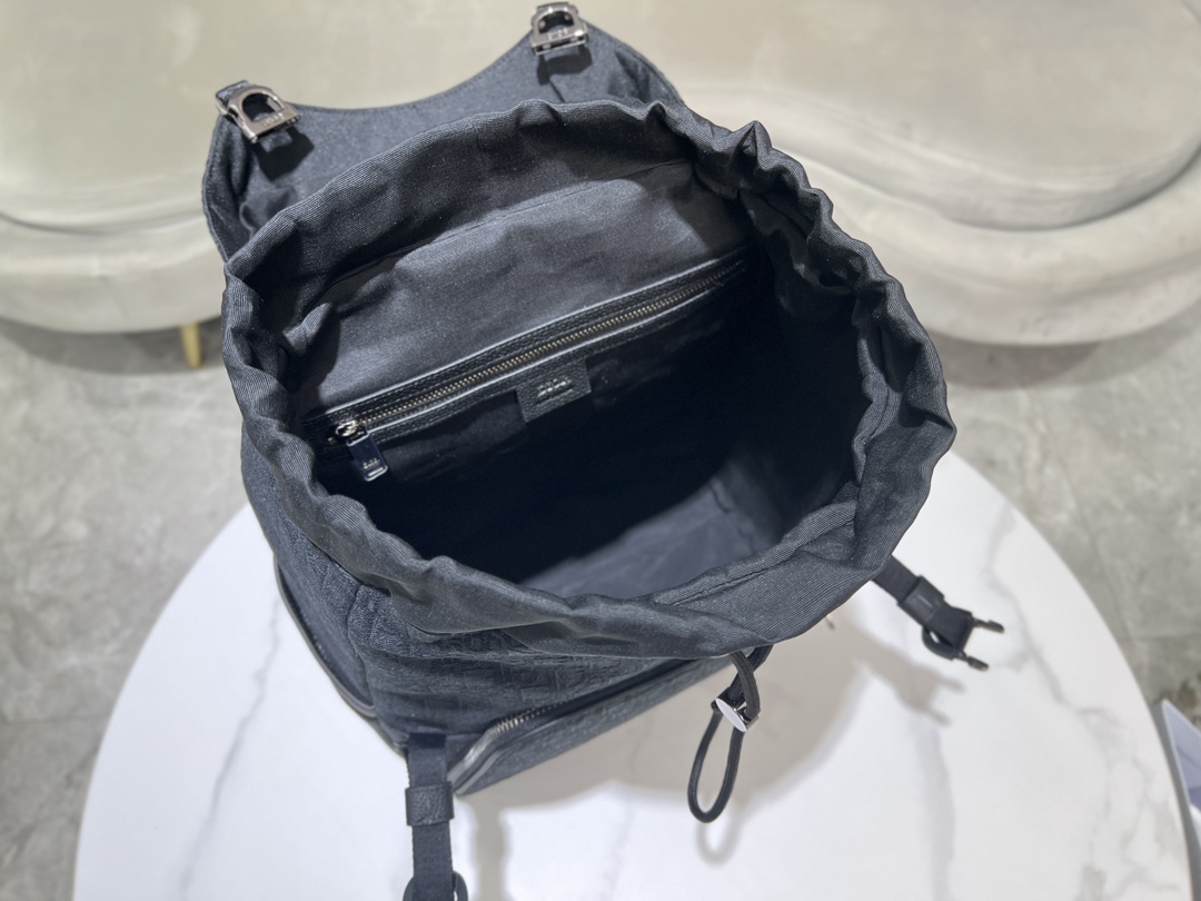 modal image 15