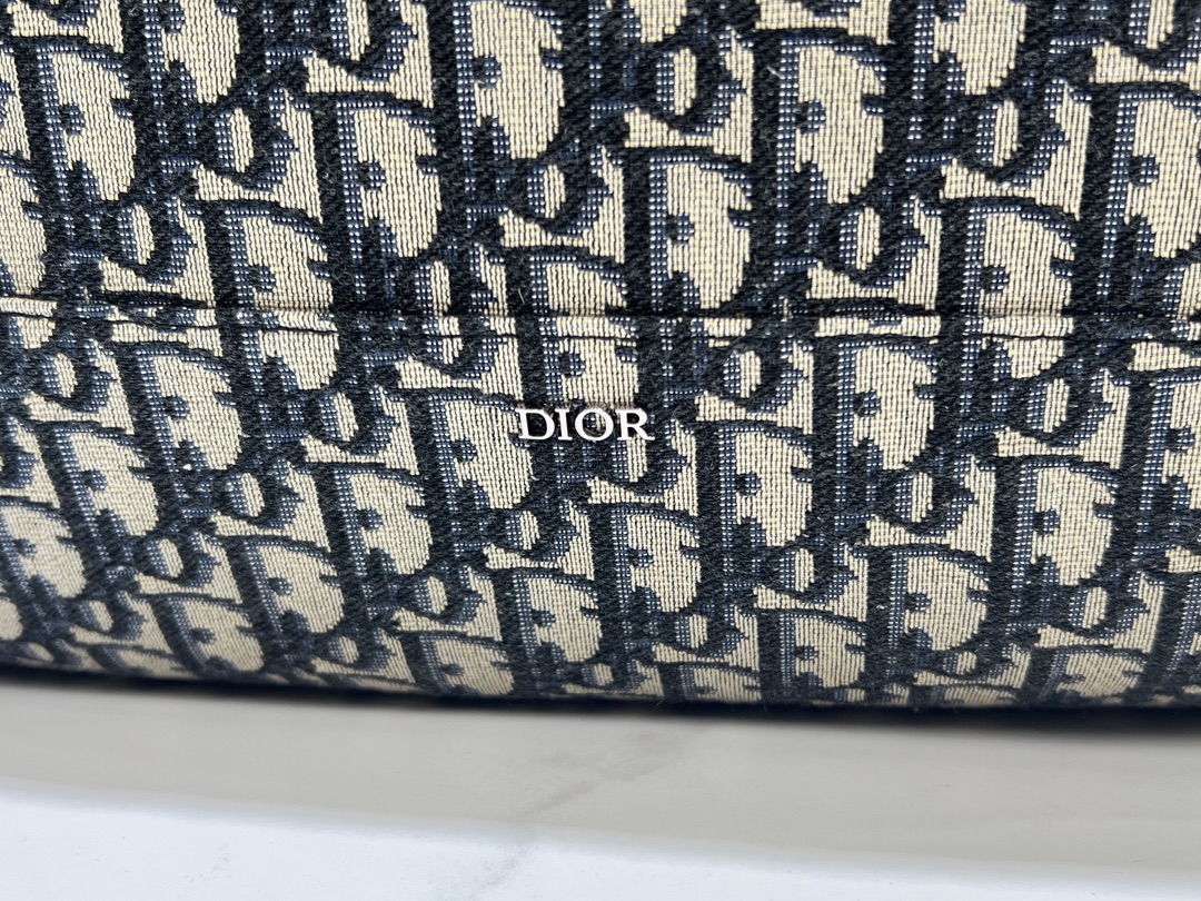 modal image 14
