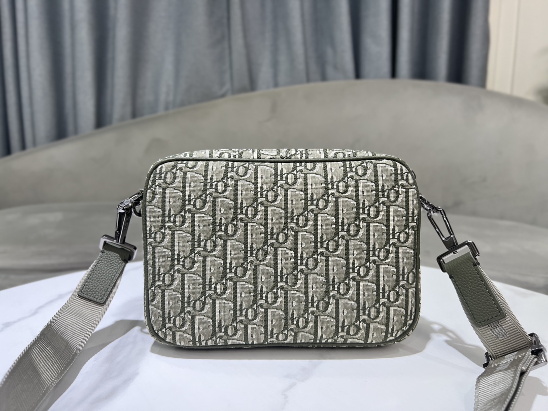 modal image 11