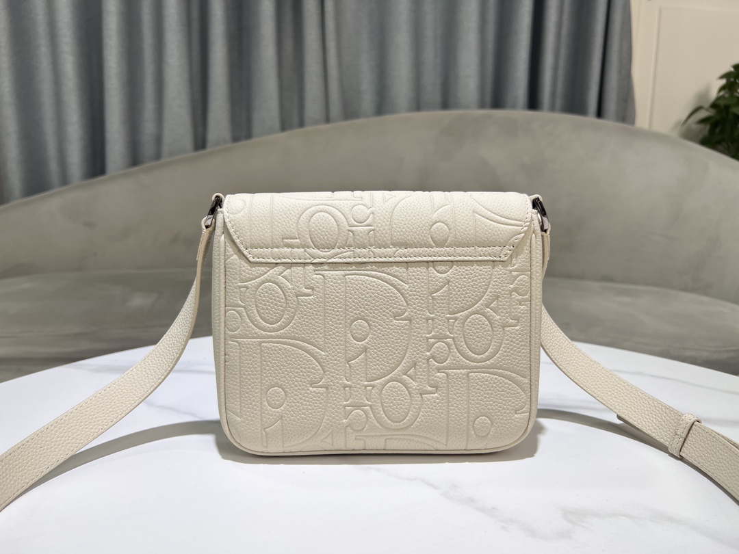 modal image 5