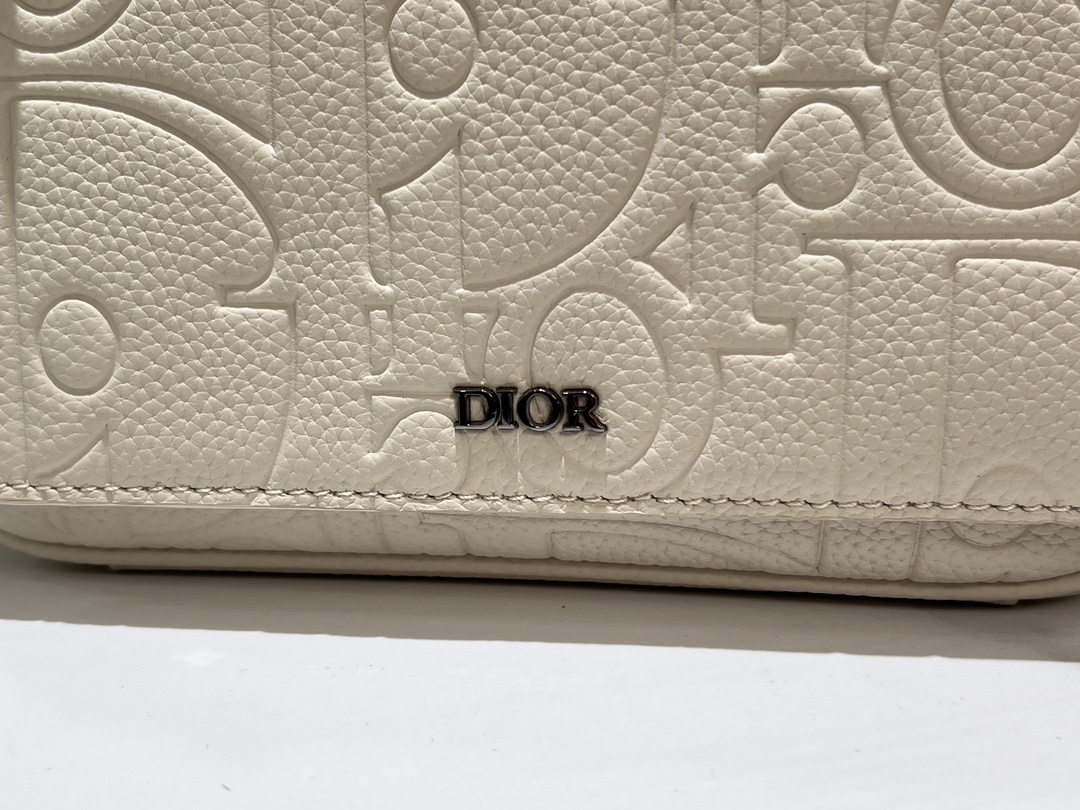 modal image 9