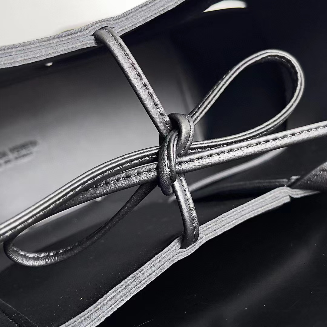 modal image 5