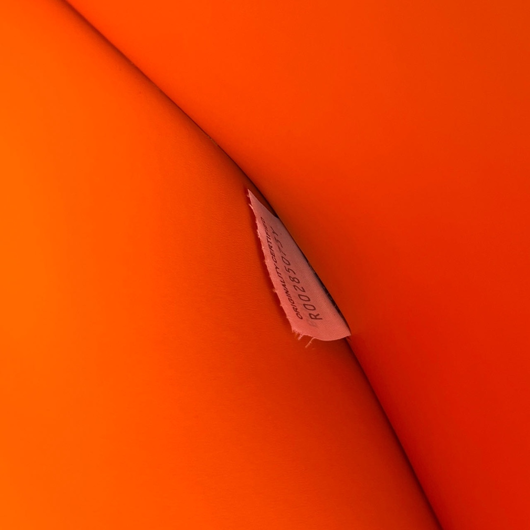 modal image 9