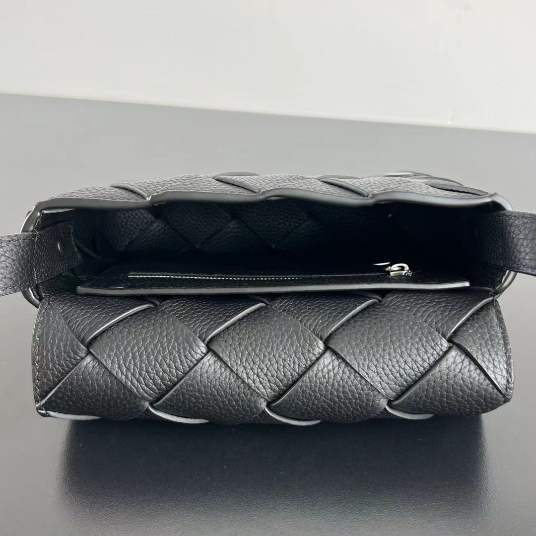 modal image 13