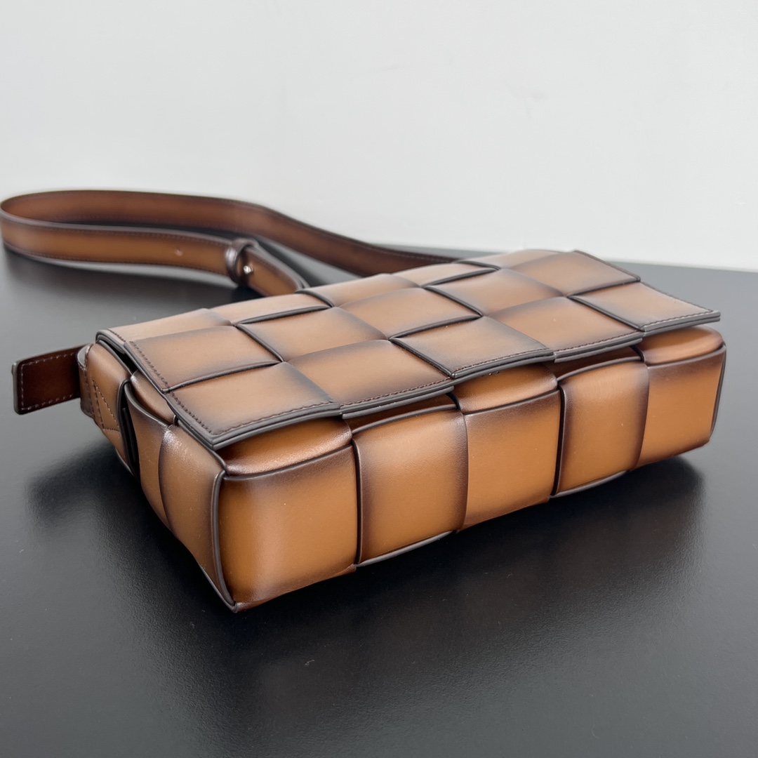 modal image 7