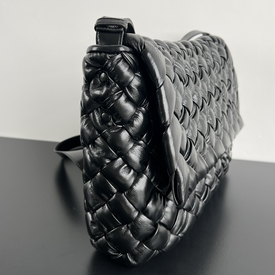 modal image 19
