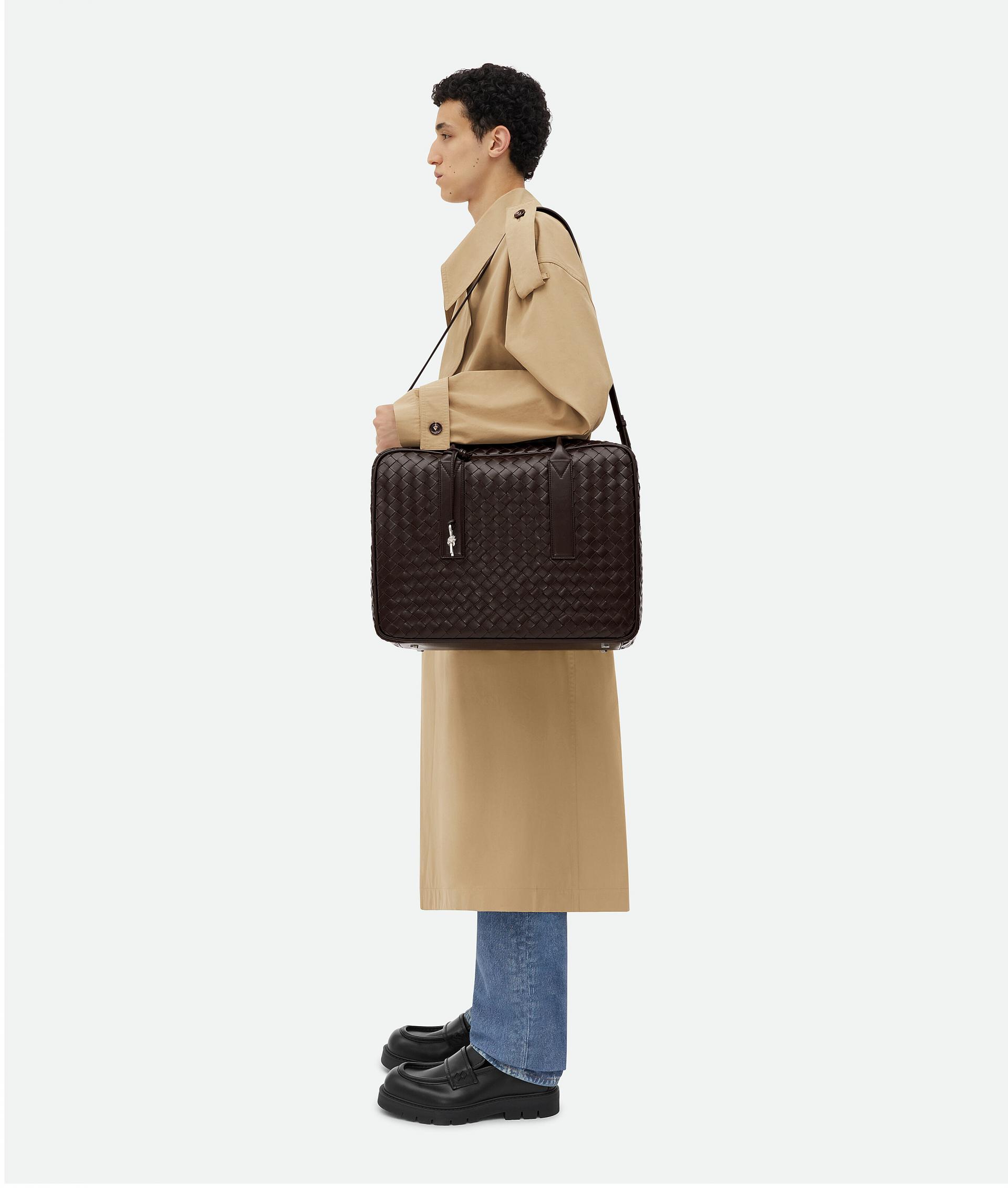 modal image 10