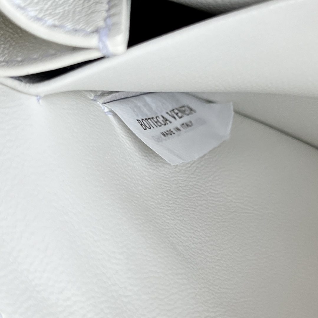 modal image 13