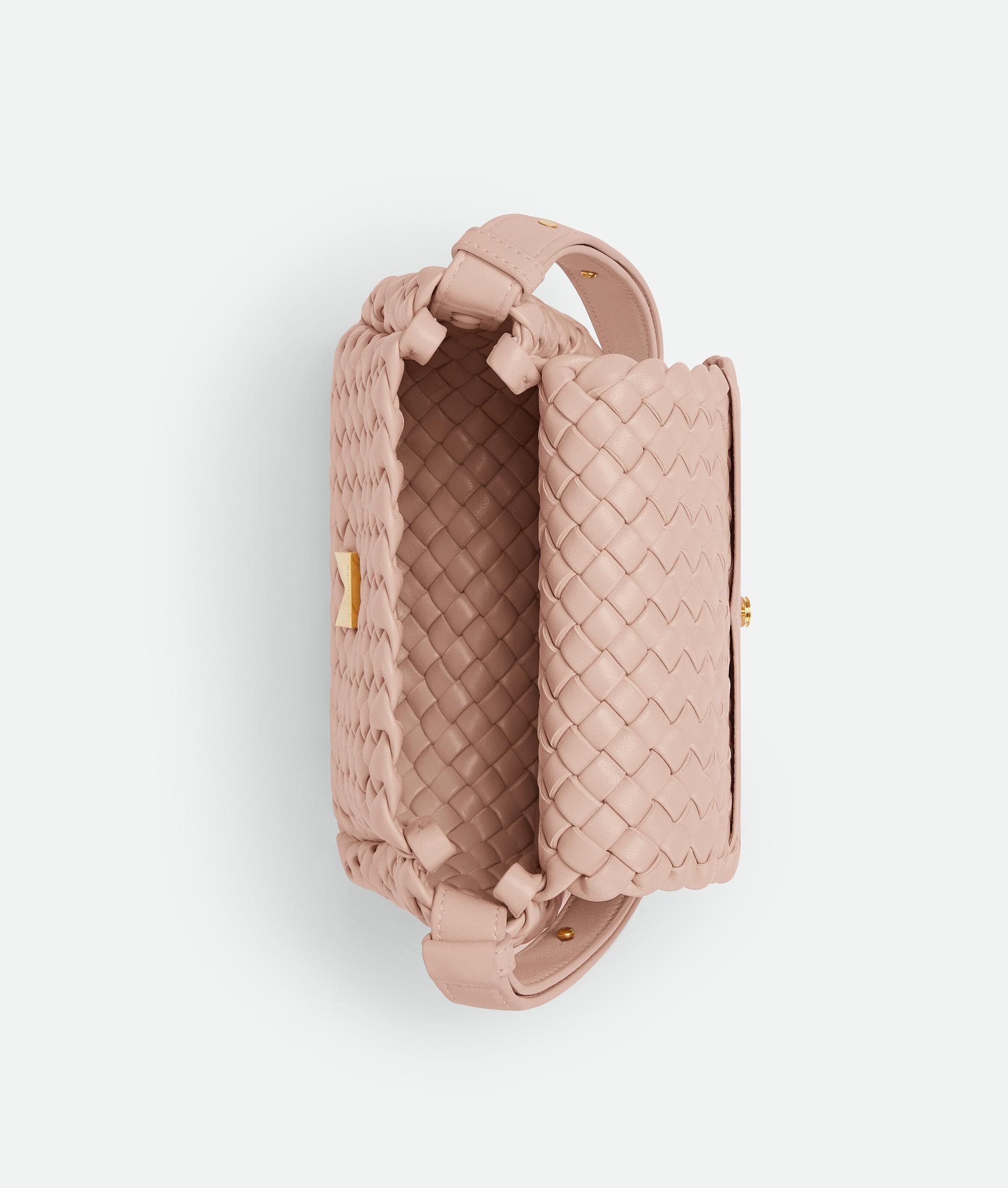 modal image 5