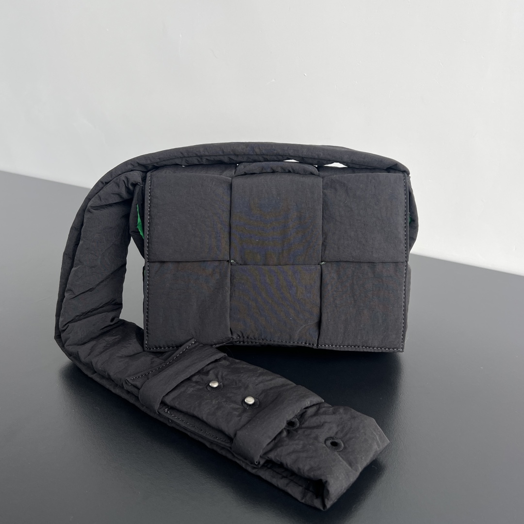 modal image 8