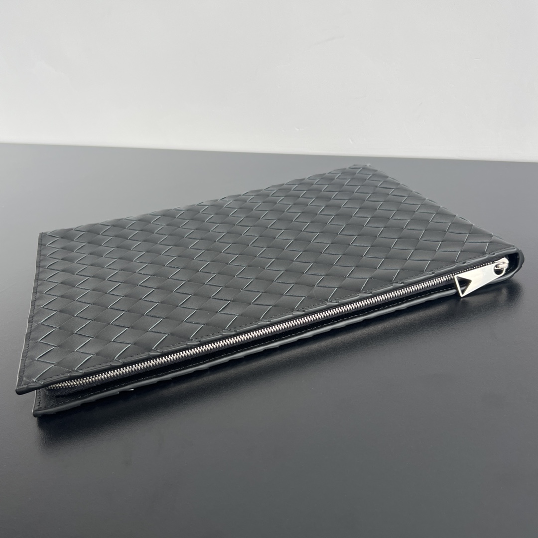 modal image 7