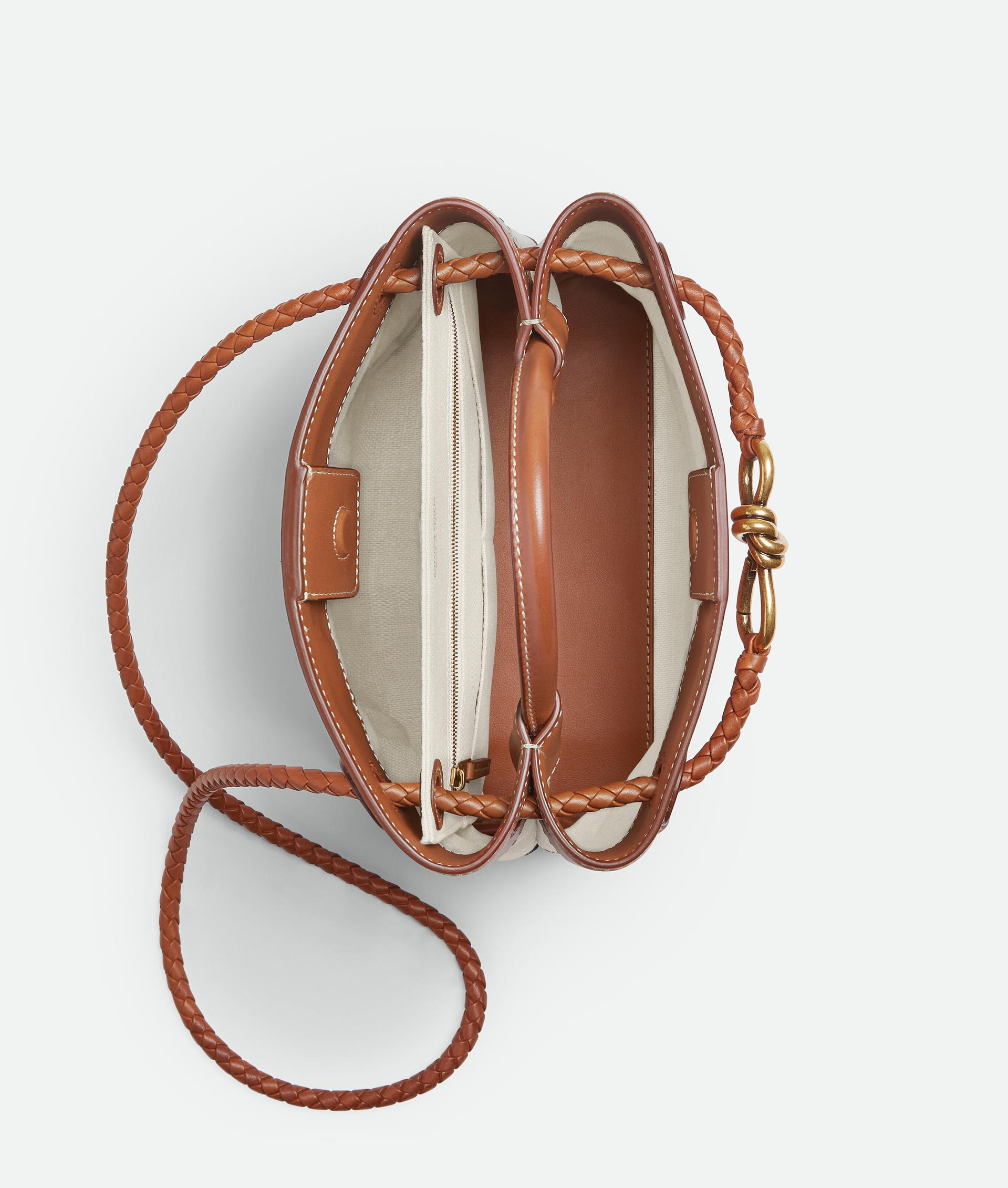 modal image 5