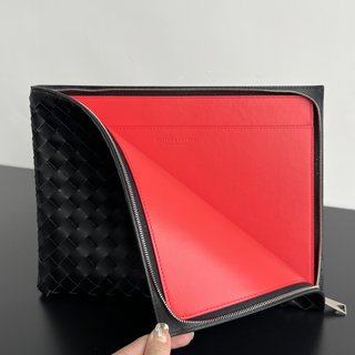 modal image 10