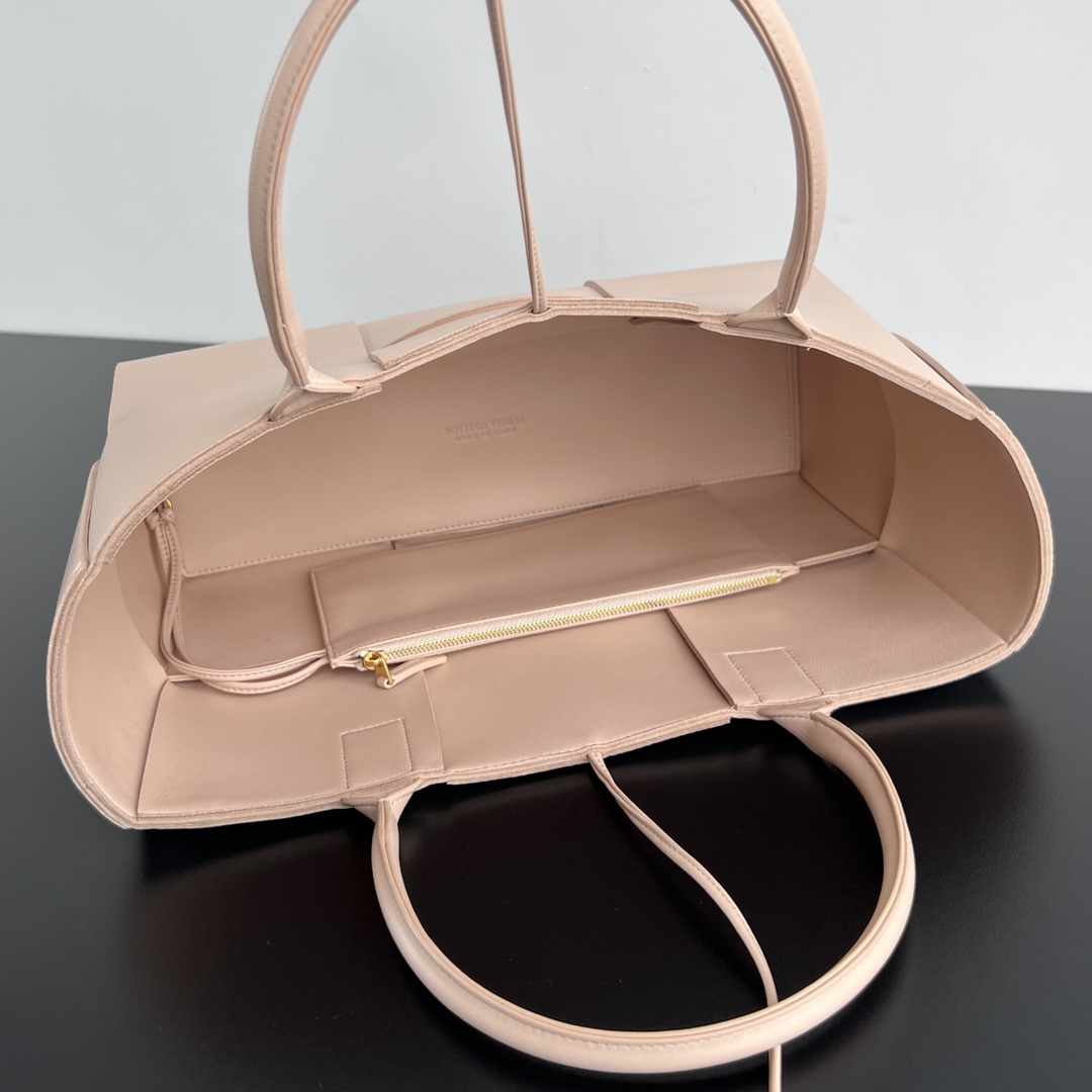 modal image 12
