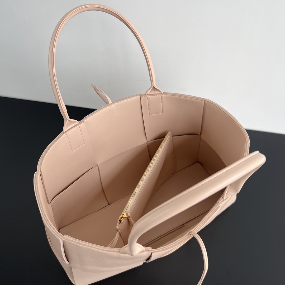 modal image 11