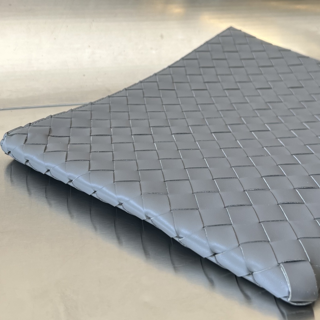 modal image 5
