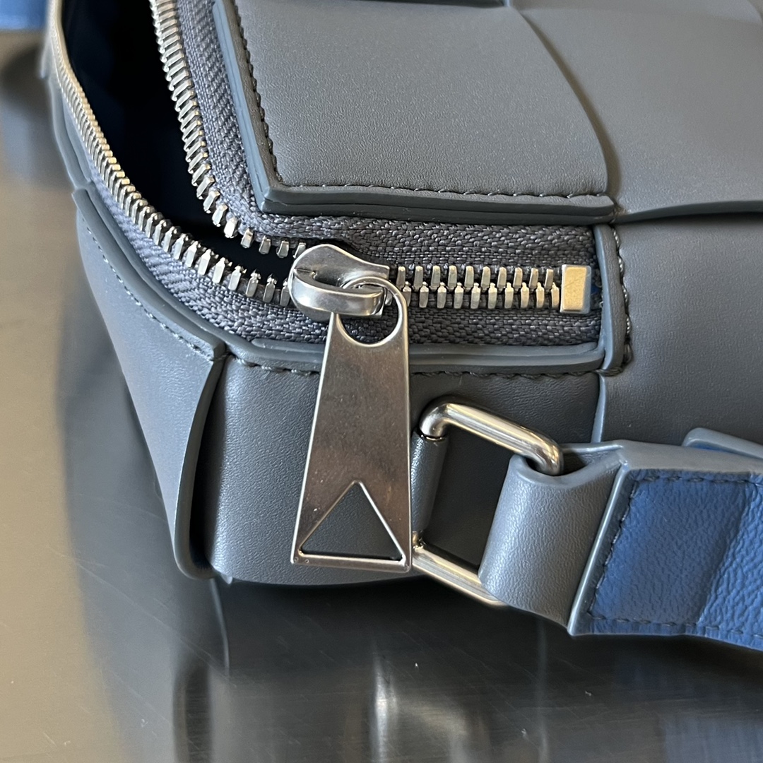 modal image 7