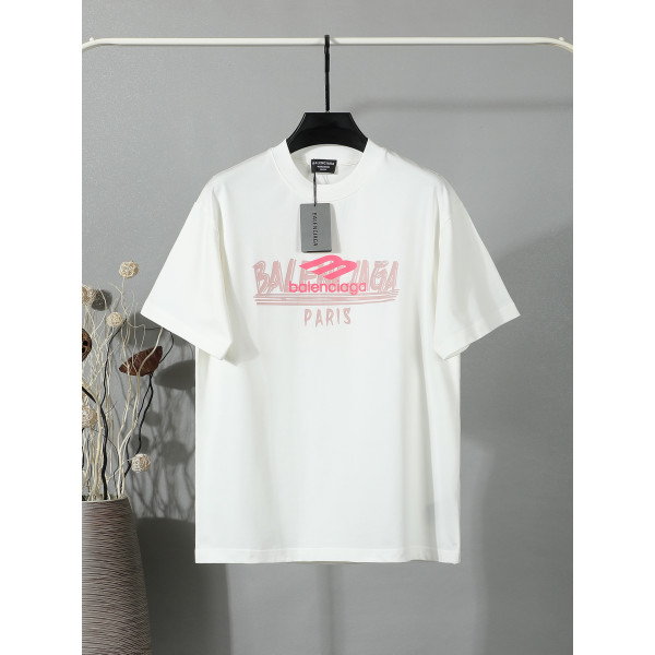 클래식 라운드넥 반팔 티셔츠