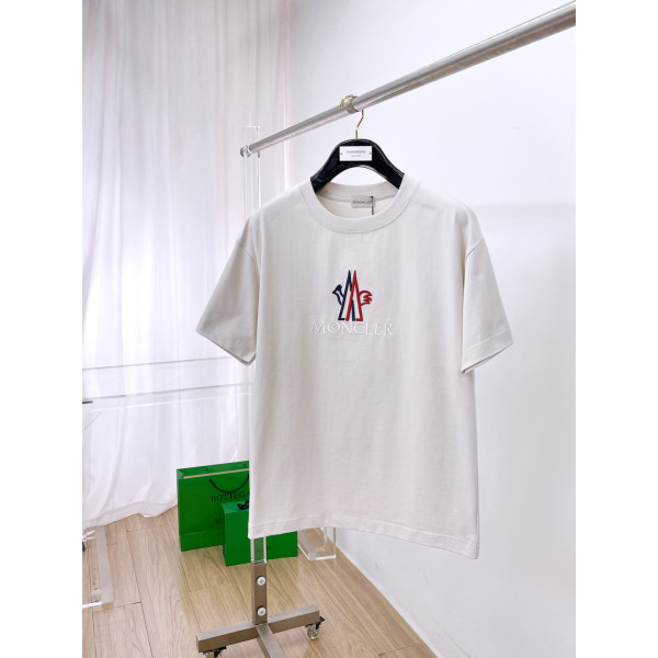 숏 슬리브 티셔츠